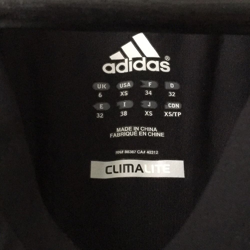 Workout Top - Picture 2 of 3